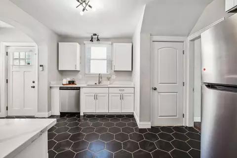 1049 Berkeley Rd, Columbus, OH 43206 photo 18