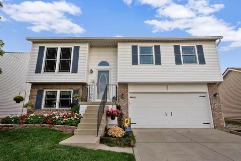 979 Bootman Dr, Columbus, OH 43228