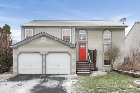 6720 Alex Dr, Canal Winchester, OH 43110