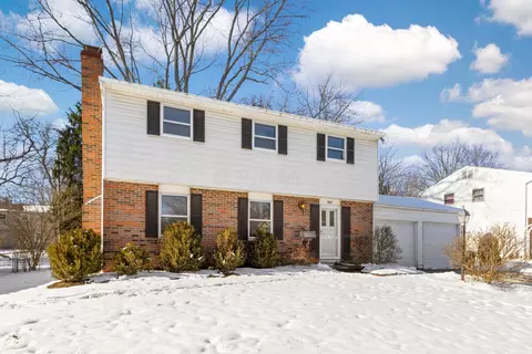 707 W Winmar Pl, Westerville, OH 43081