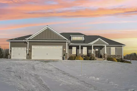 6832 Possum St, Mount Vernon, OH 43050
