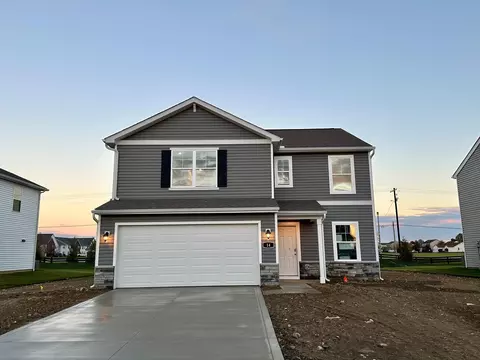 14 Cider Mill Dr, Ashville, OH 43103