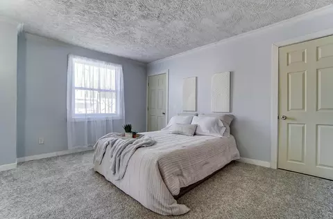 Bedroom - 419 E Rose St, Springfield, OH 45505 photo 2 of 8