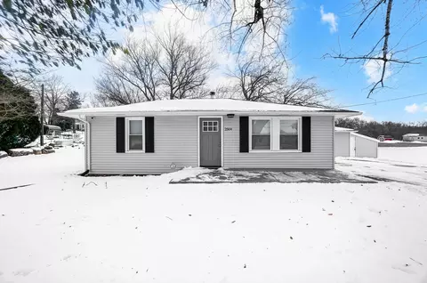 2504 Hilldale Rd, Springfield, OH 45505