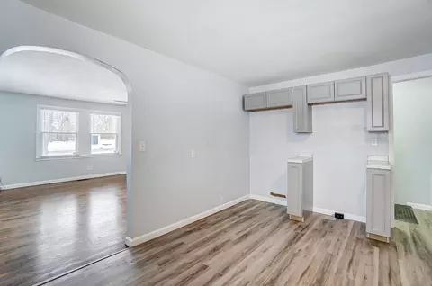 Entry Way - 2504 Hilldale Rd, Springfield, OH 45505 photo 1 of 1