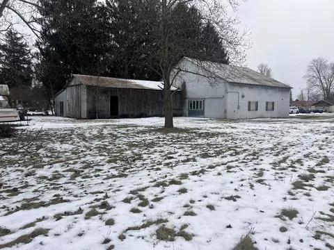 23 Maple Ave, Utica, OH 43080 photo 3