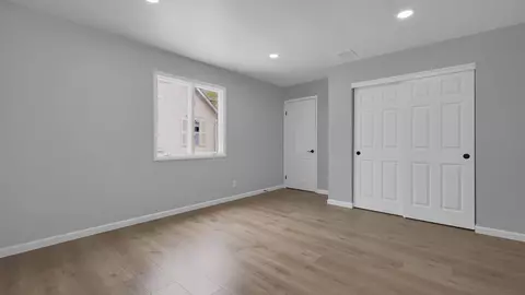 Bedroom - 566 Willow Ln, Circleville, OH 43113 photo 5 of 7