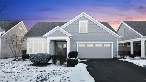 6826 Pavilion Landing Pl, Westerville, OH 43082