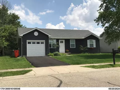 212 Berschet Dr, South Charleston, OH 45368