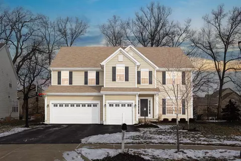 579 Buena Park Dr, Delaware, OH 43015