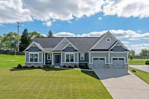375 Buena Vista Dr, Johnstown, OH 43031