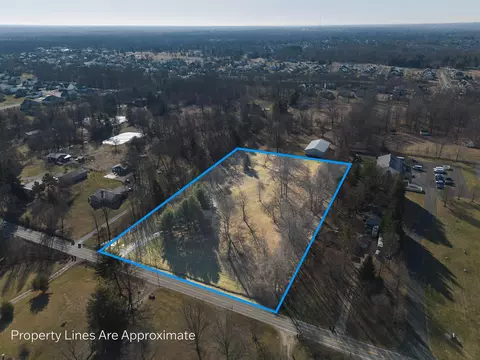 6260 Lewis Center Rd, Galena, OH 43021