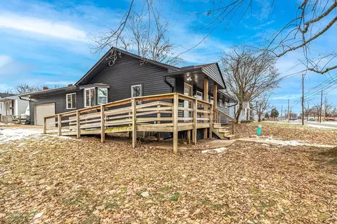 1350 Moler Rd, Columbus, OH 43207