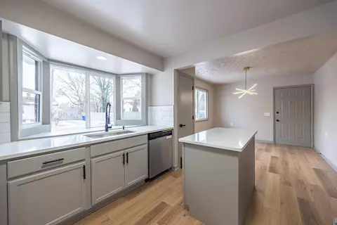 1350 Moler Rd, Columbus, OH 43207 photo 7