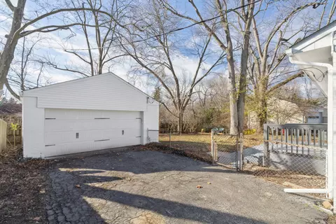 Exterior - 209 Pingree Dr, Worthington, OH 43085 photo 4 of 4