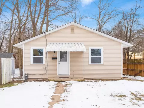 43 Madison St, Mount Sterling, OH 43143