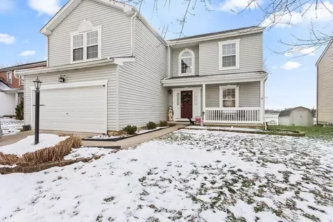 6909 Crescent Boat Ln, Canal Winchester, OH 43110