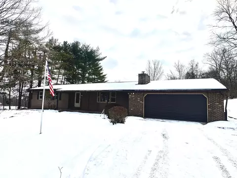 2444 W Point Rd SE, Lancaster, OH 43130