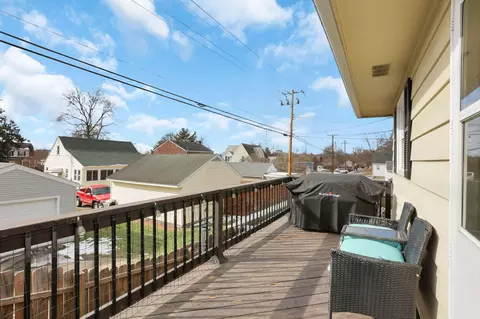 Exterior - 115 Pool St, Lancaster, OH 43130 photo 4 of 11