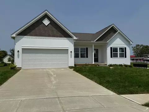 450 Creekside Dr, Commercial Point, OH 43116
