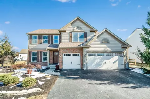 6235 Wellson Ct, Lewis Center, OH 43035