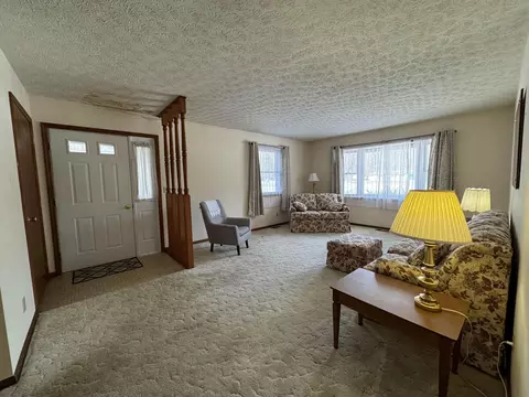 27213 Stuart Rd, Rockbridge, OH 43149 photo 2