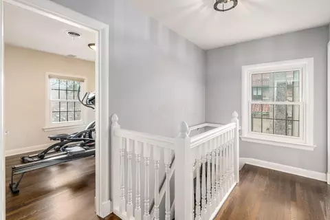 Entry Way - 2688 E Broad St, Bexley, OH 43209 photo 12 of 12
