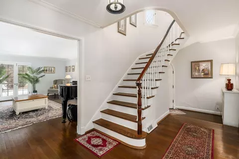 Entry Way - 2688 E Broad St, Bexley, OH 43209 photo 1 of 12