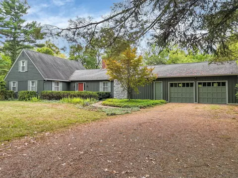 288 Granview Rd, Granville, OH 43023