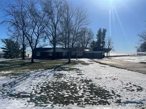 7325 Ludwig-dresback Rd, Circleville, OH 43113 photo 2