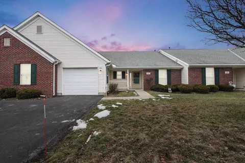 1105 Arbor Oaks Ln, Galloway, OH 43119