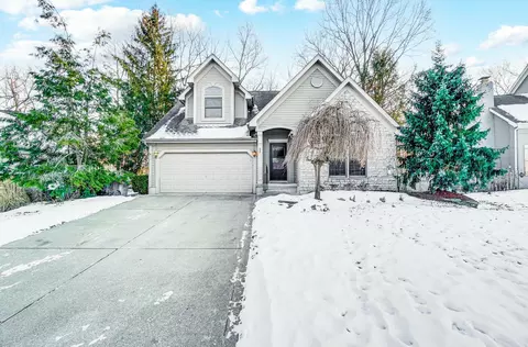 204 Kingsmeadow Ln, Blacklick, OH 43004