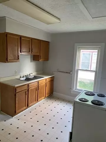 633 Davids St, Marion, OH 43302 photo 8