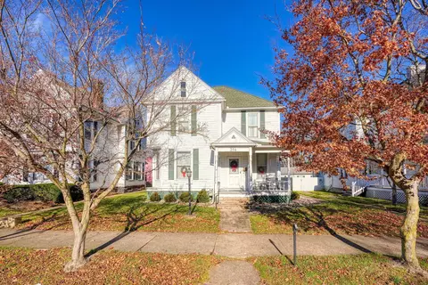 314 E Mound St, Circleville, OH 43113