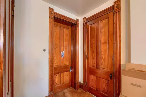 Entry Way - 314 E Mound St, Circleville, OH 43113 photo 5 of 5