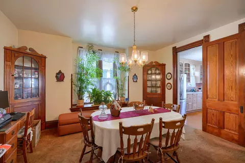 Dining - 314 E Mound St, Circleville, OH 43113 photo 1 of 4