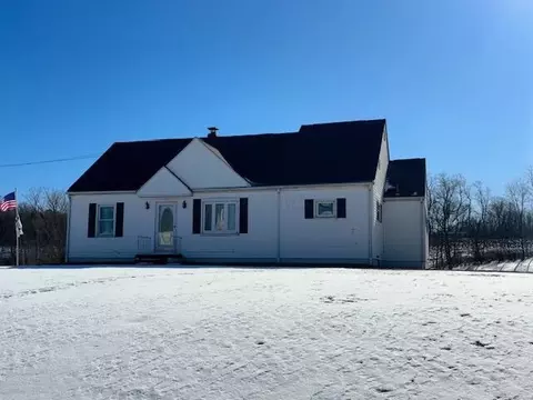 18404 National Rd, Gratiot, OH 43740