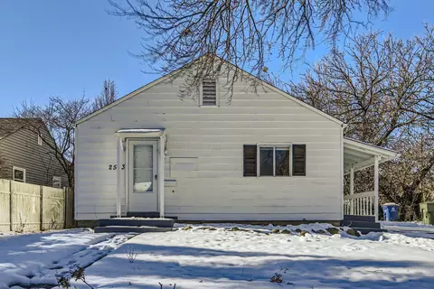 2573 Howey Rd, Columbus, OH 43211