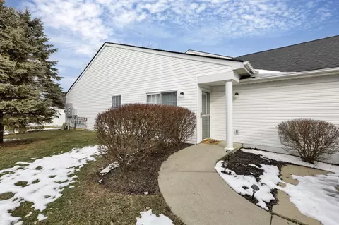 4646 Athalia Dr #17A, Columbus, OH 43228