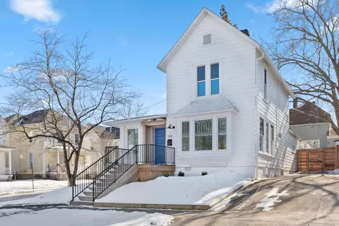 124 E Sugar St, Mount Vernon, OH 43050