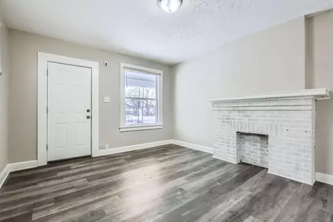 810-812 E 3rd Ave, Columbus, OH 43201 photo 3