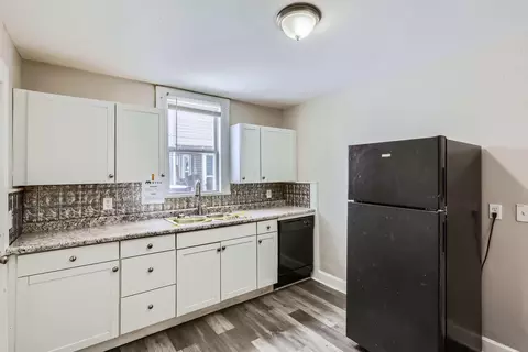 810-812 E 3rd Ave, Columbus, OH 43201 photo 4