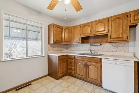 4431 Danforth Rd, Columbus, OH 43224 photo 9