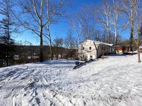 4 Riverview Dr, Athens, OH 45701 photo 3