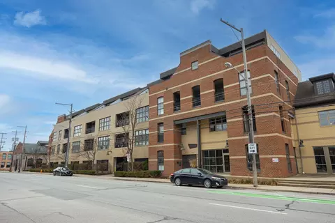 825 N 4th St #207, Columbus, OH 43215