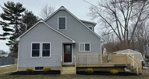 225 Spring St, Pataskala, OH 43062