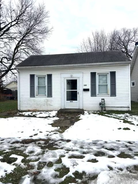 365 E Mound St, Circleville, OH 43113