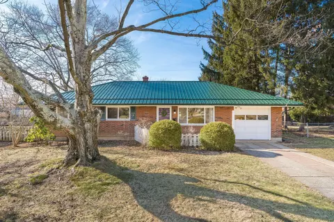 313 Cheyenne Dr, Westerville, OH 43081