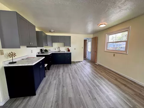 1430 Beacon St, Springfield, OH 45505 photo 2