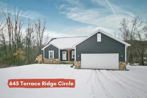 645 Terrace Ridge Dr, Howard, OH 43028